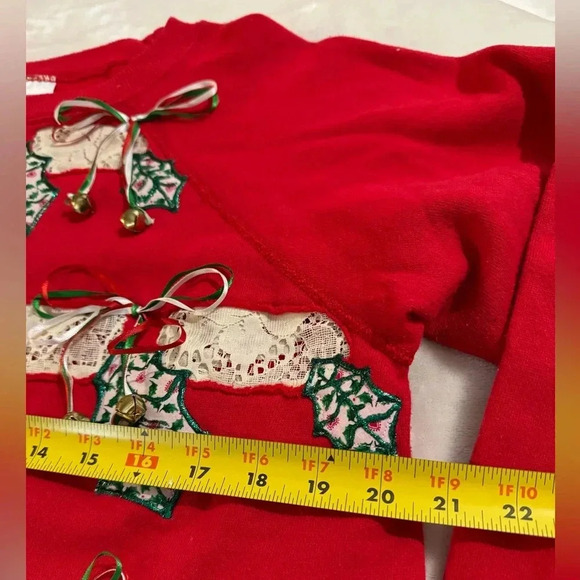 Vintage Hanes Ugly Christmas Sweatshirt Tacky Kitsch Granny Homemade Lace Bells - Picture 3 of 11